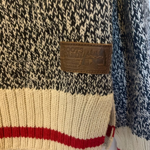 ROOTS | Cabin Crew Sweater Women’s XS - Picture 2 of 3